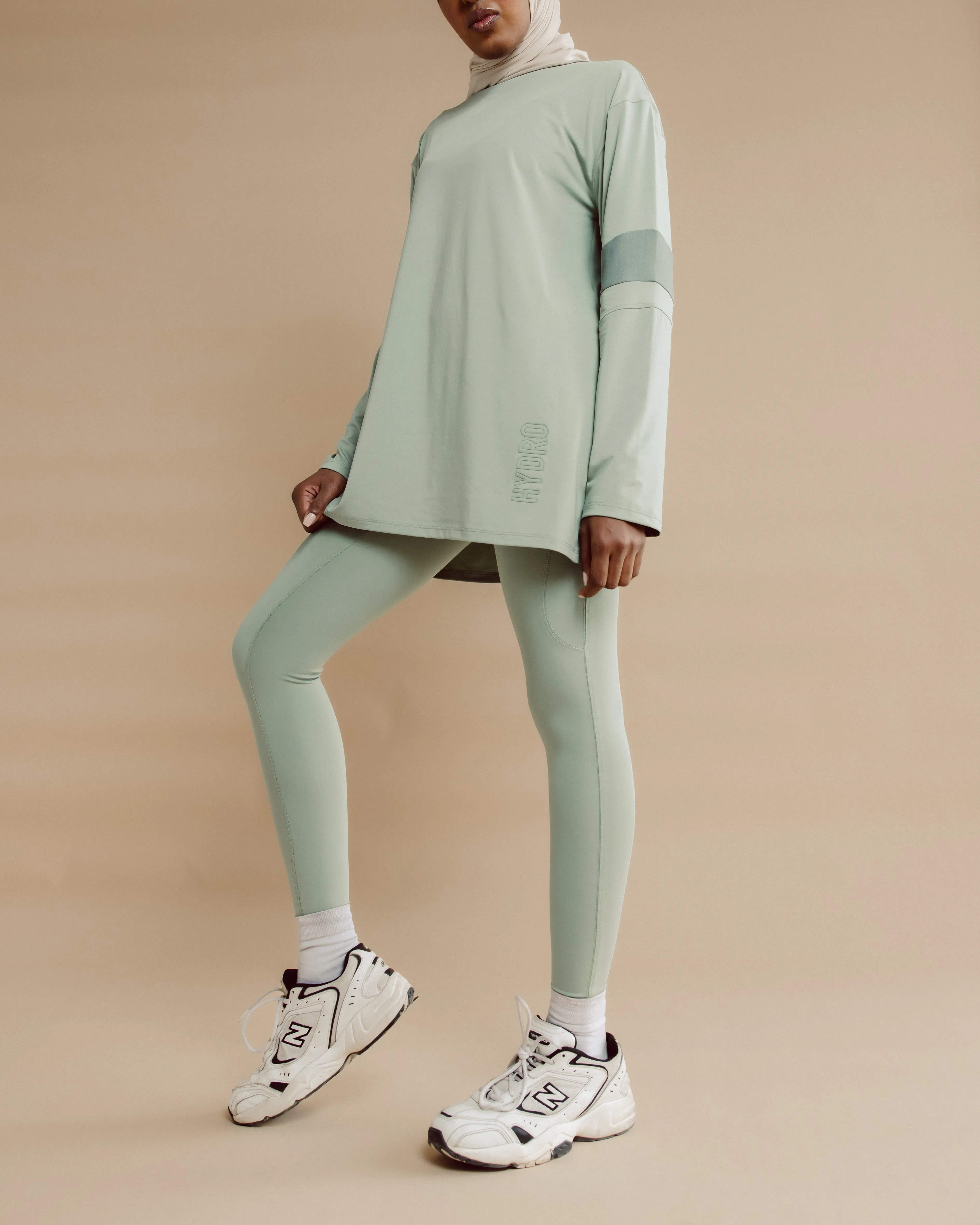 Form Leggings | Sage