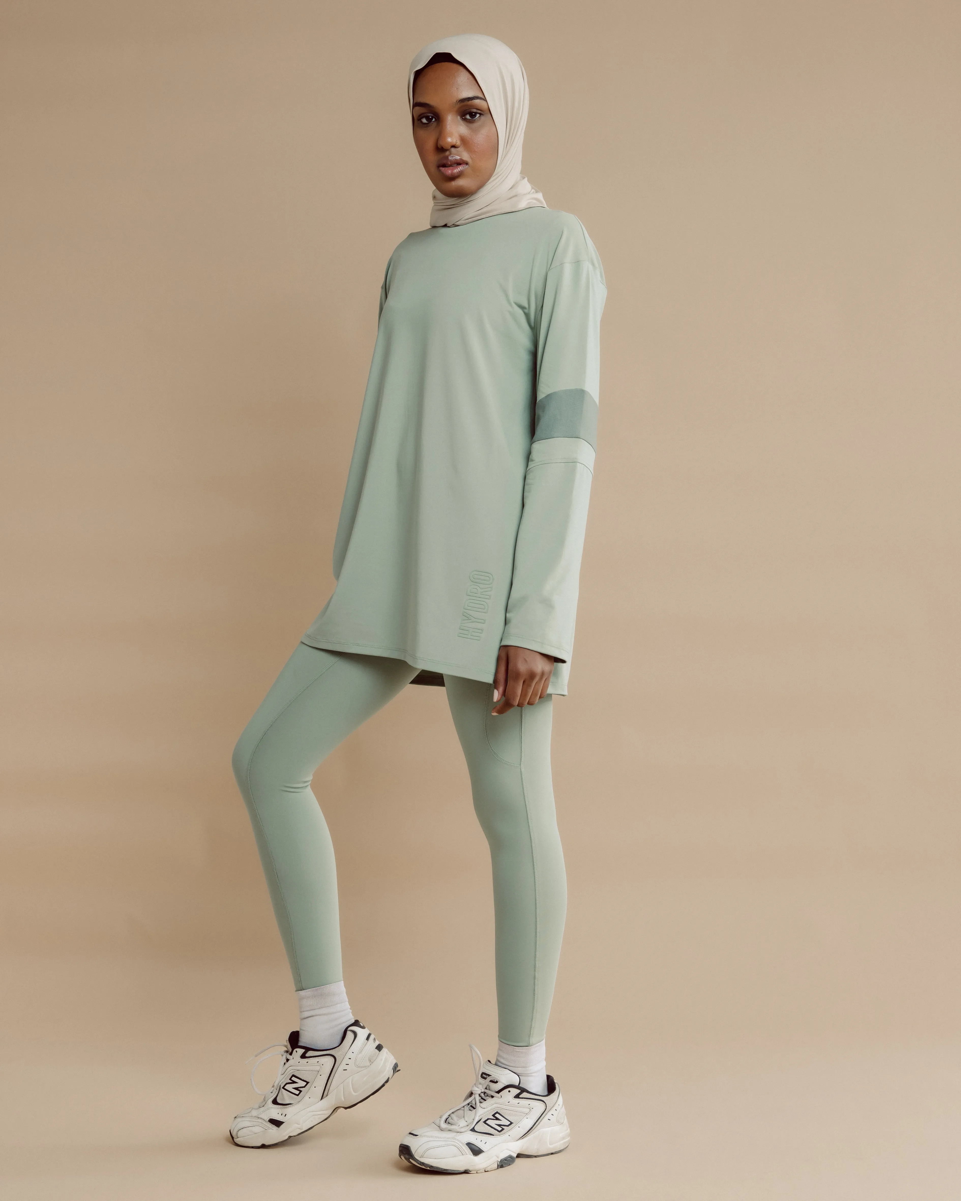 Form Leggings | Sage