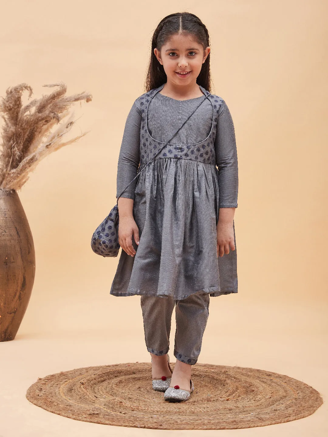 Jashvi Grey Silk Blend Ethnic Print Kurta Pyjama Sibling Set