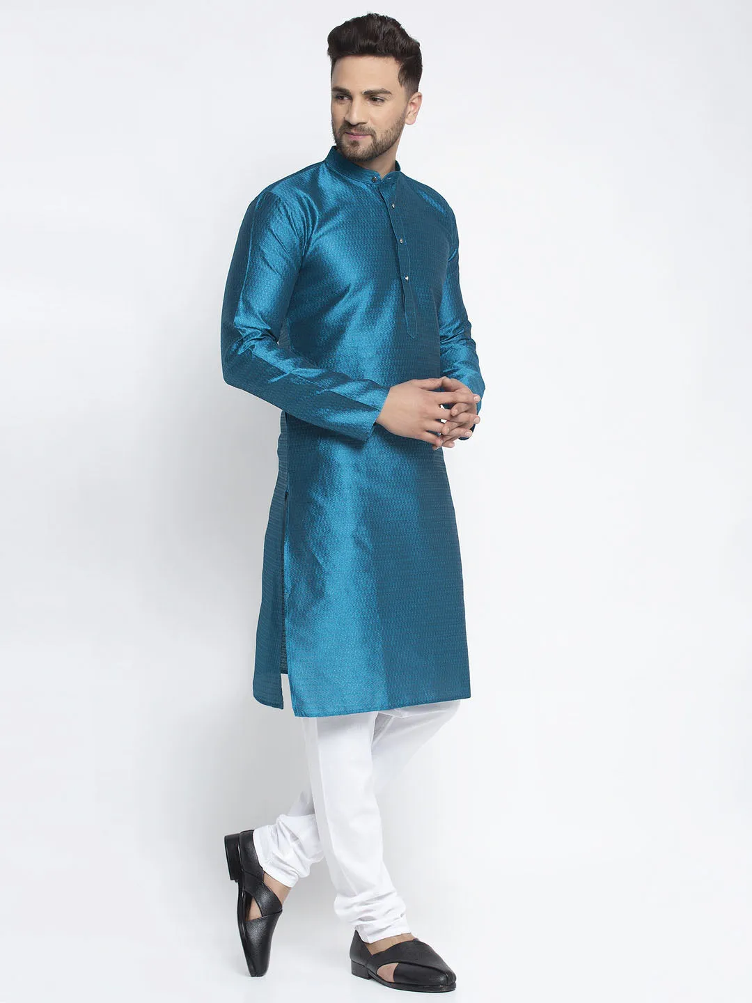 Jashvi Men Blue & White Woven Design Kurta with Pyjamas