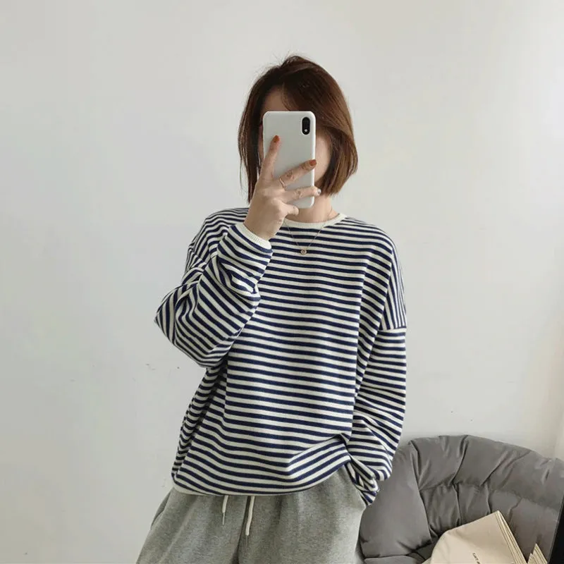 Loose Striped Pattern Knitted Long Sleeve Winter Pullover Sweaters