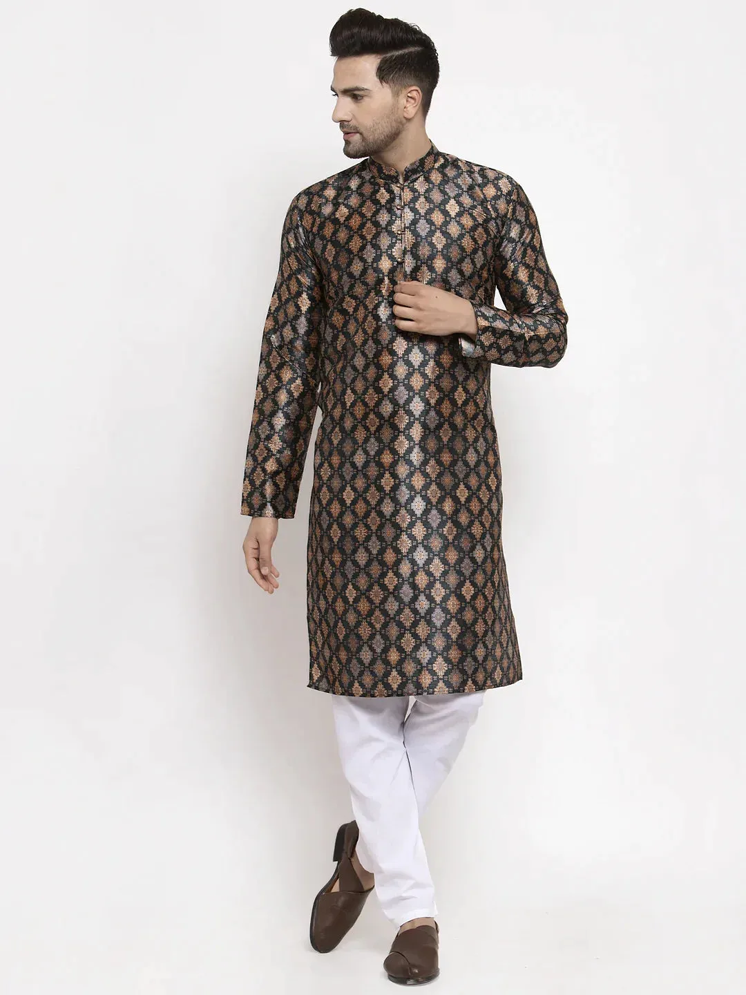 Men Black Printed Kurta With Pyjamas