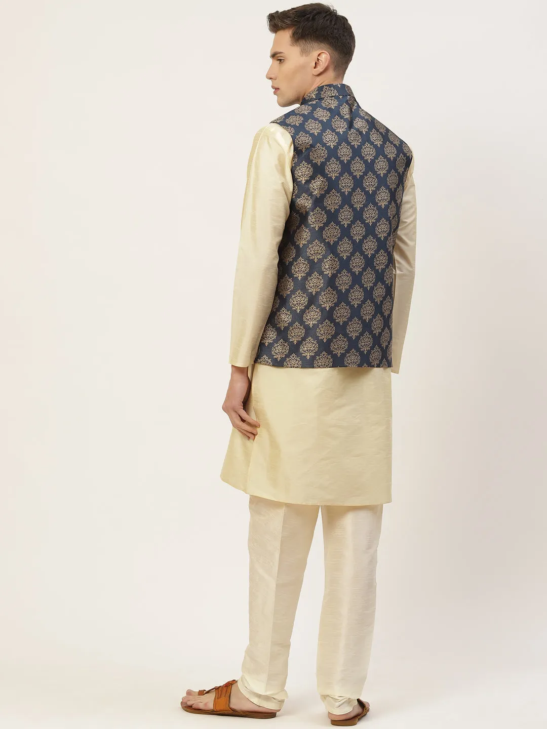 Men's Solid Kurta Pyjama With Floral Navy Printed Nehru Jacket