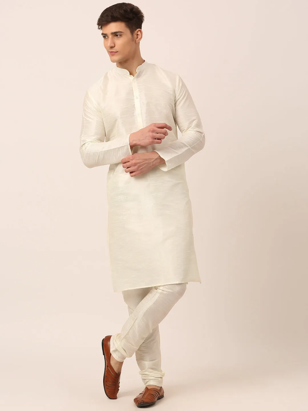 Men's Solid Kurta Pyjama With Pink Floral Embroidered Nehru Jacket