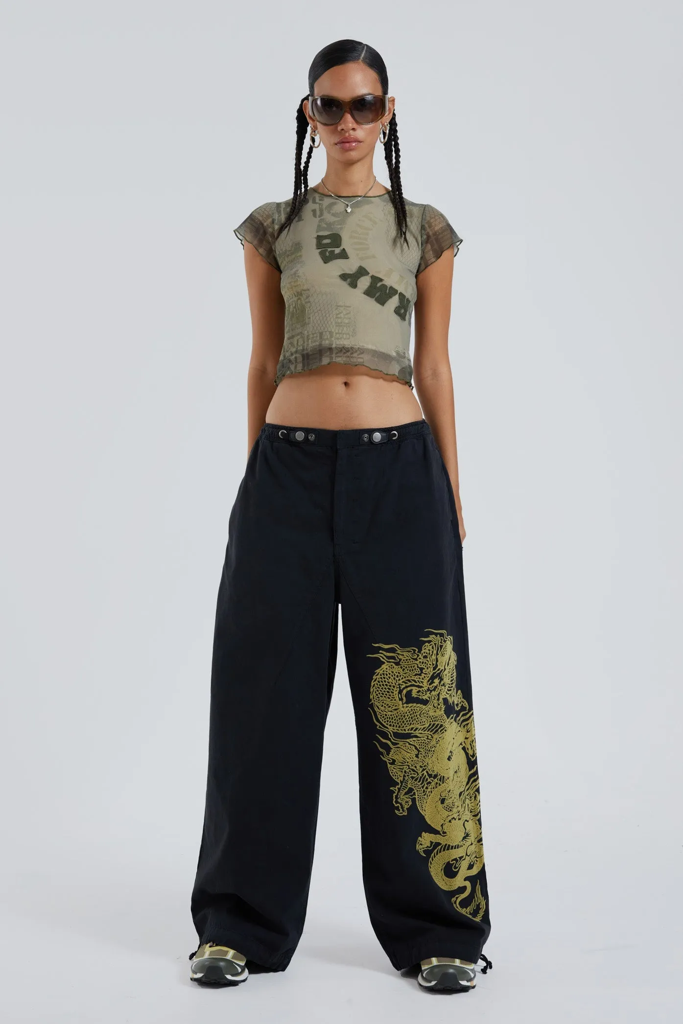 NY Dragon Flock Cargo Pants In Black