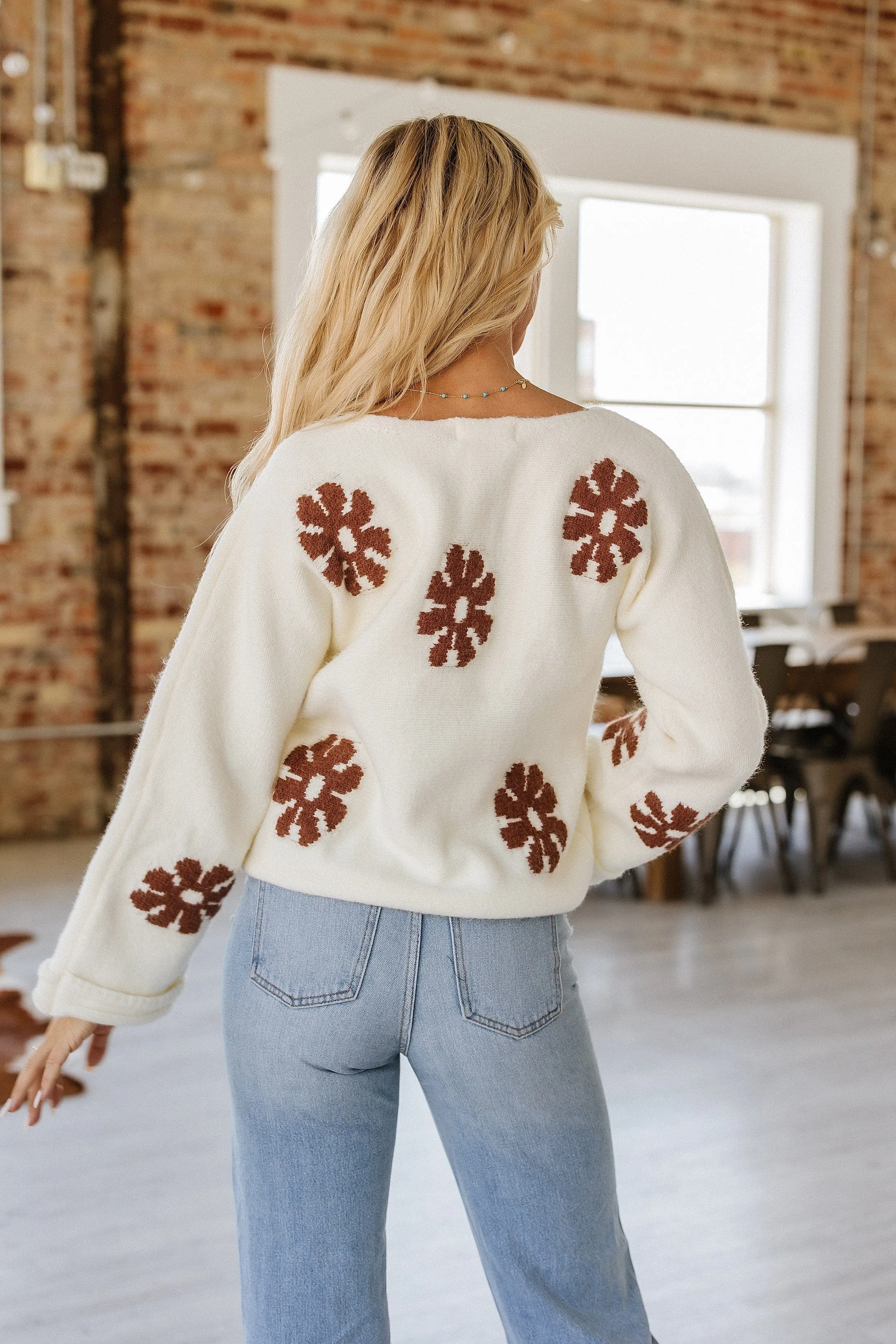 Smith Flower Crewneck Sweater | S-XL