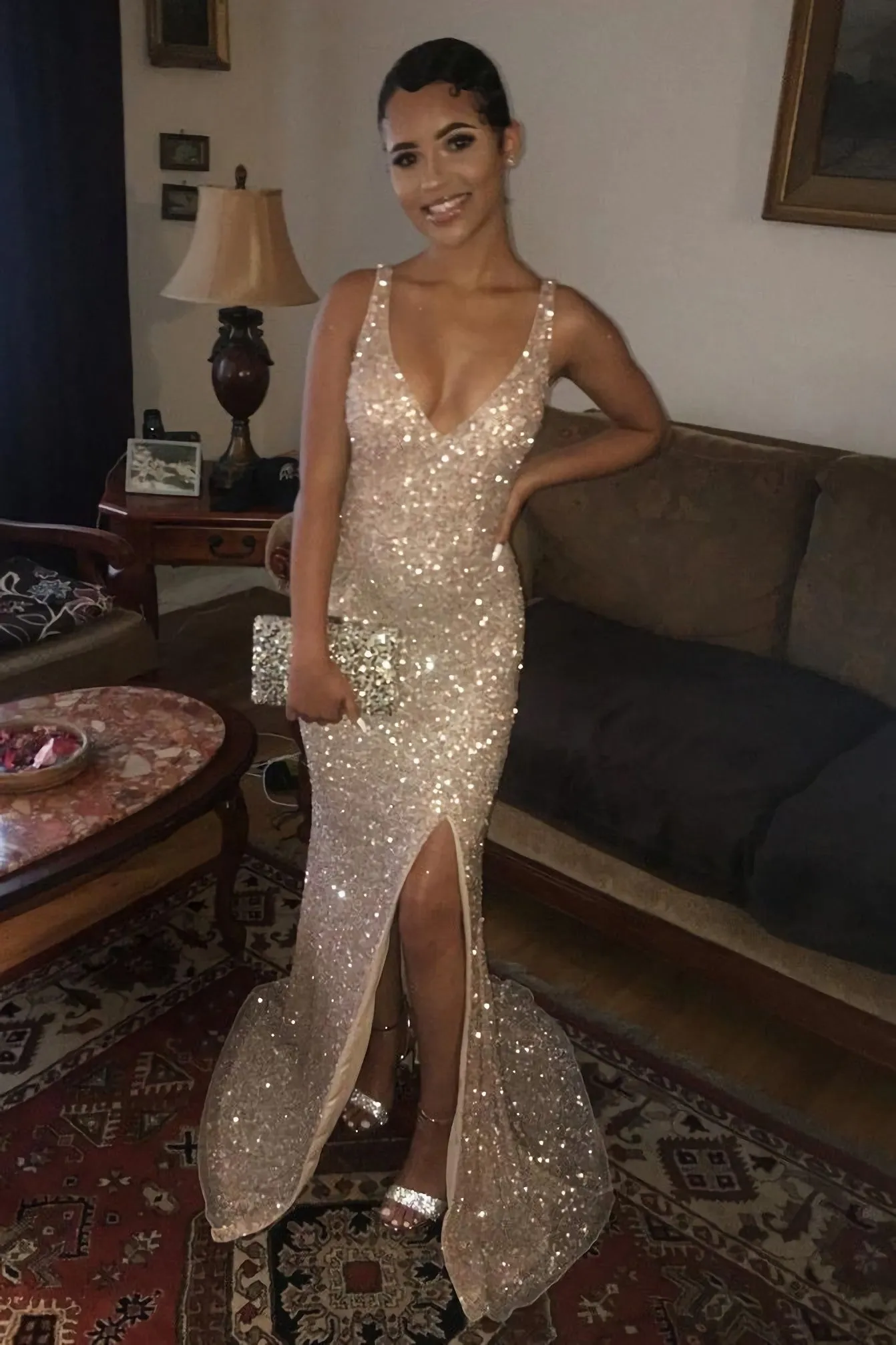 Sparkly Long Prom Dress Sequined Sheath/Column V-Neck Evening Dress With Slit